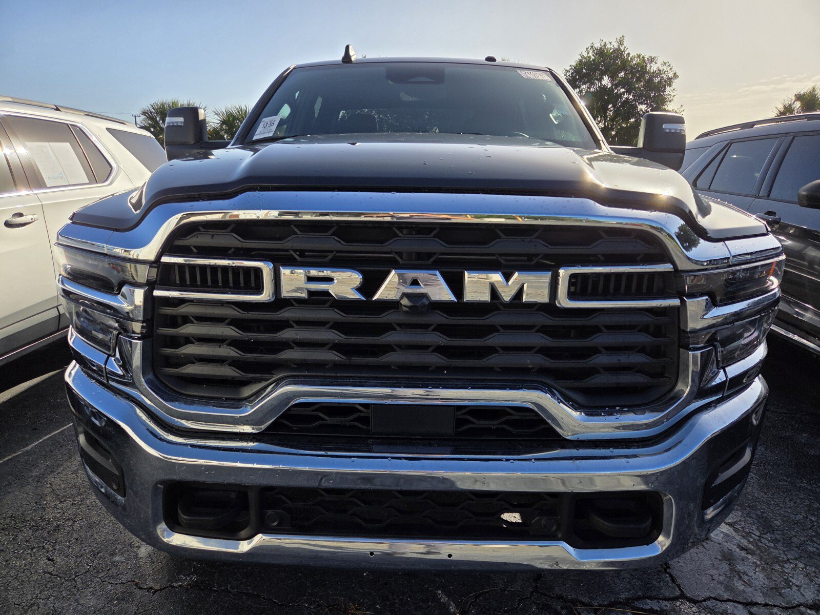 Used 2025 RAM 2500 Big Horn AWD/4WD image 2