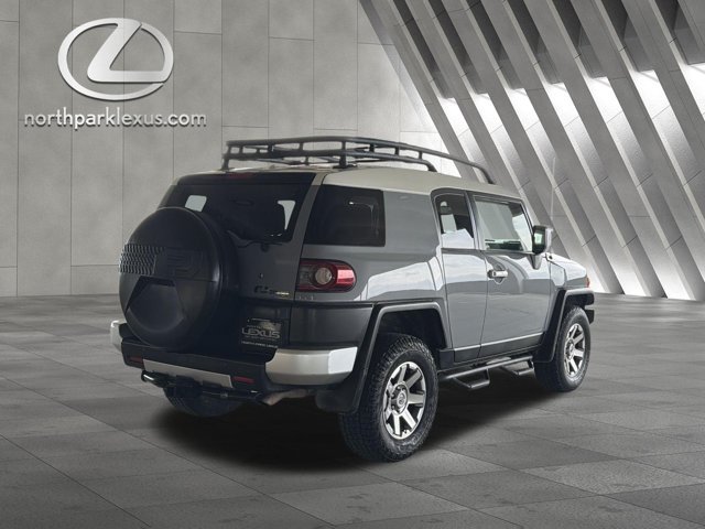 Used 2014 Toyota FJ Cruiser 4WD w/ Upgrade Package image 6