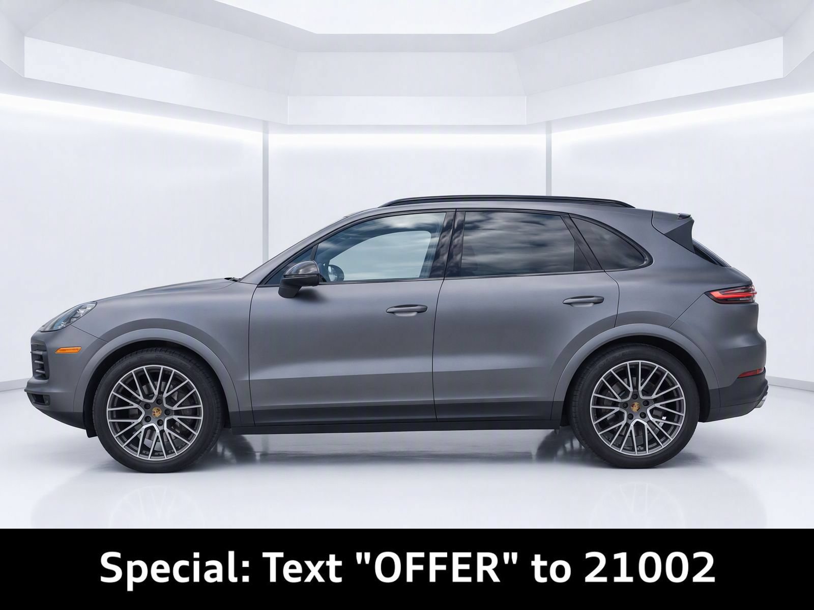 Used 2020 Porsche Cayenne S AWD/4WD image 6