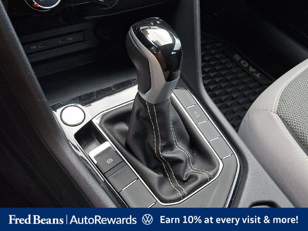 Certified 2024 Volkswagen Taos S FWD image 18