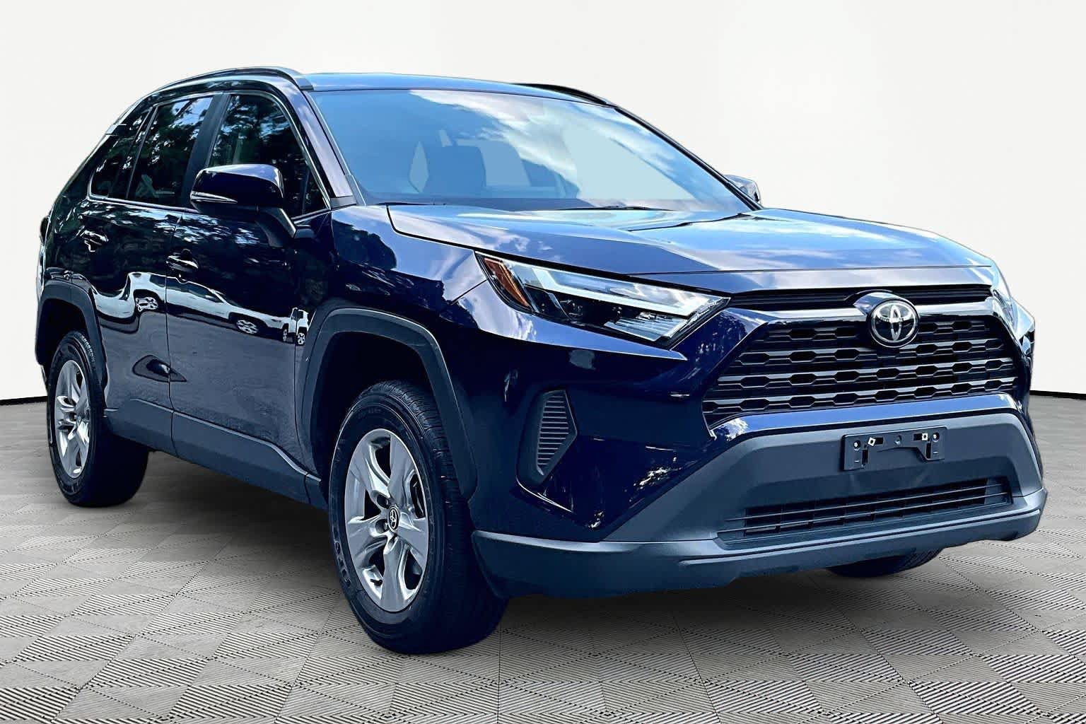 Certified 2025 Toyota RAV4 XLE AWD/4WD image 3