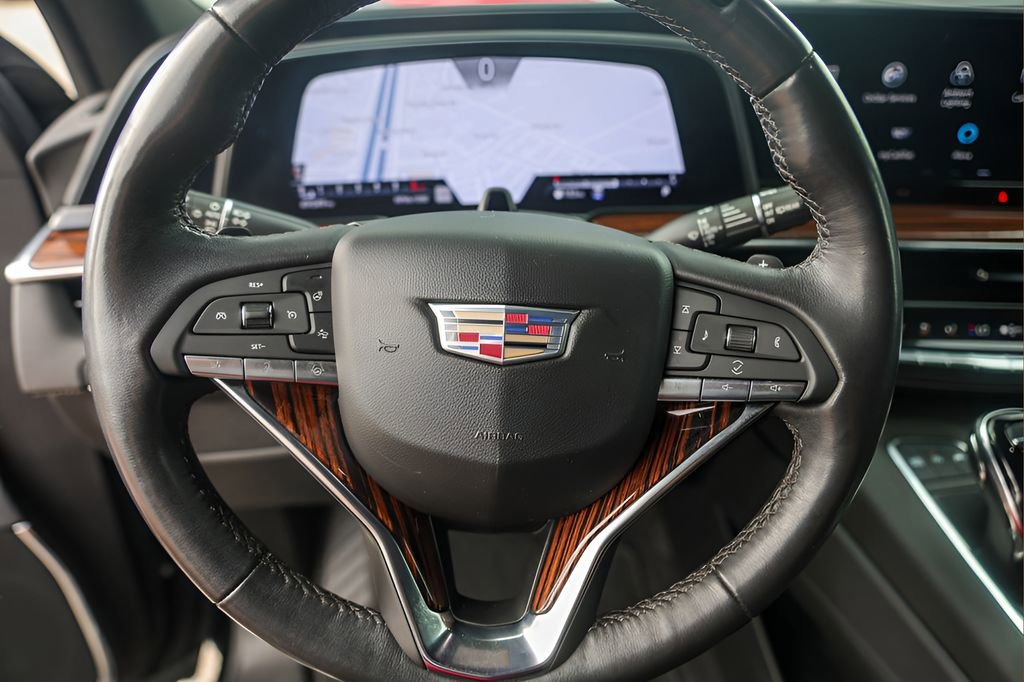 Certified 2022 Cadillac Escalade ESV Premium Luxury AWD/4WD image 12