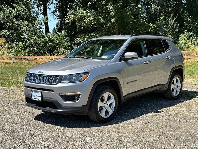 Used 2018 Jeep Compass Latitude w/ Popular Equipment Group AWD/4WD image 35