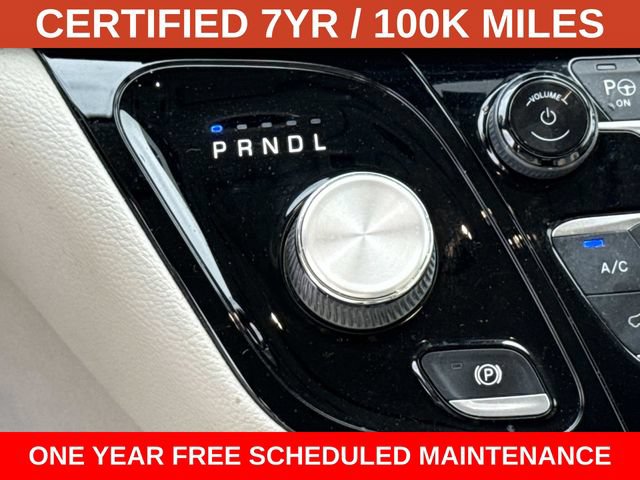 Used 2021 Chrysler Pacifica Touring-L w/ Premium & Safety Sphere Group AWD/4WD image 23