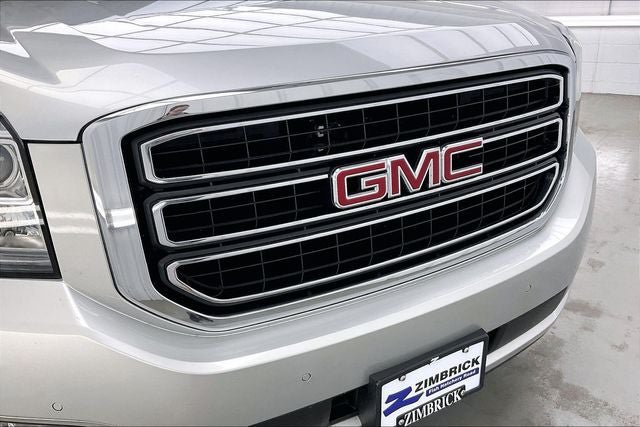 Used 2018 GMC Yukon XL SLT w/ Open Road Package AWD/4WD image 31