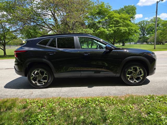 New 2026 Chevrolet Trax LT FWD image 7