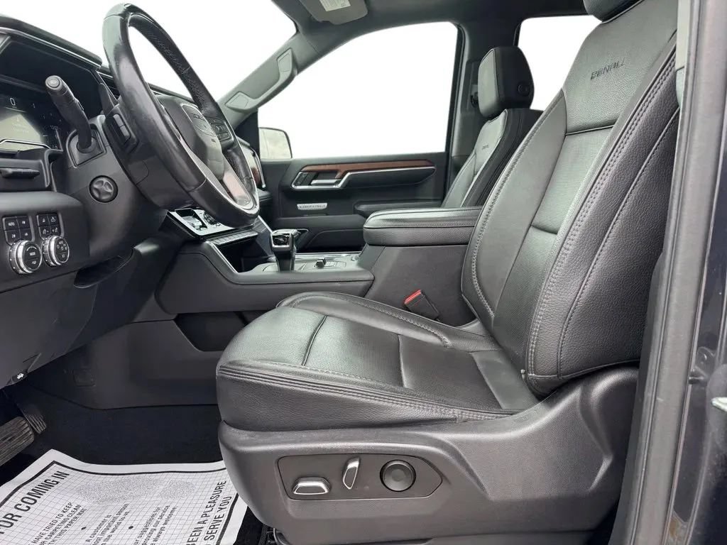 Used 2023 GMC Sierra 1500 Denali AWD/4WD image 9