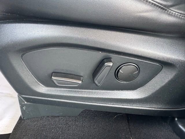 Used 2024 Ford Explorer XLT w/ Equipment Group 202A image 20