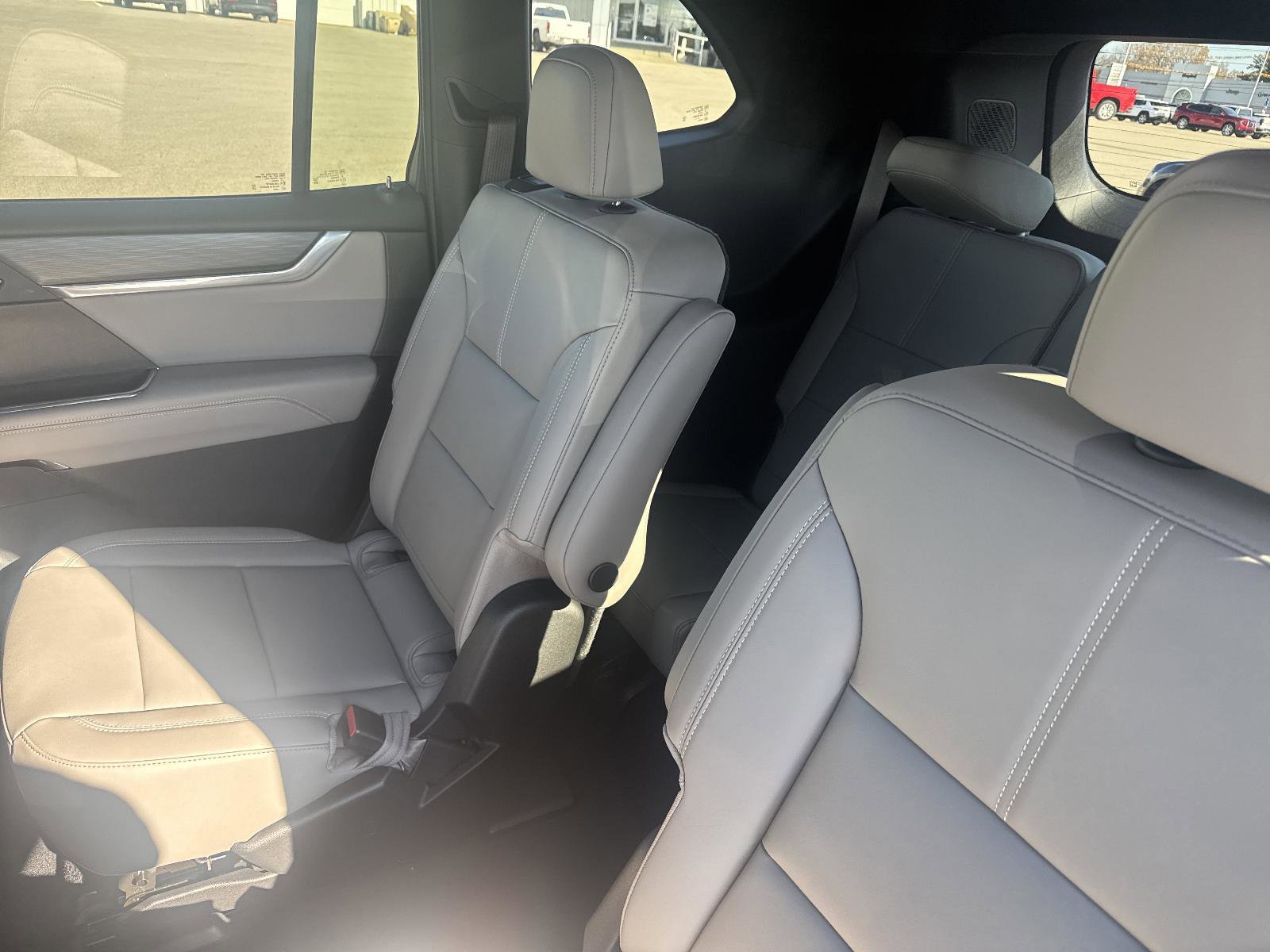 New 2026 GMC Acadia Elevation w/ Elevation Premium Package image 12