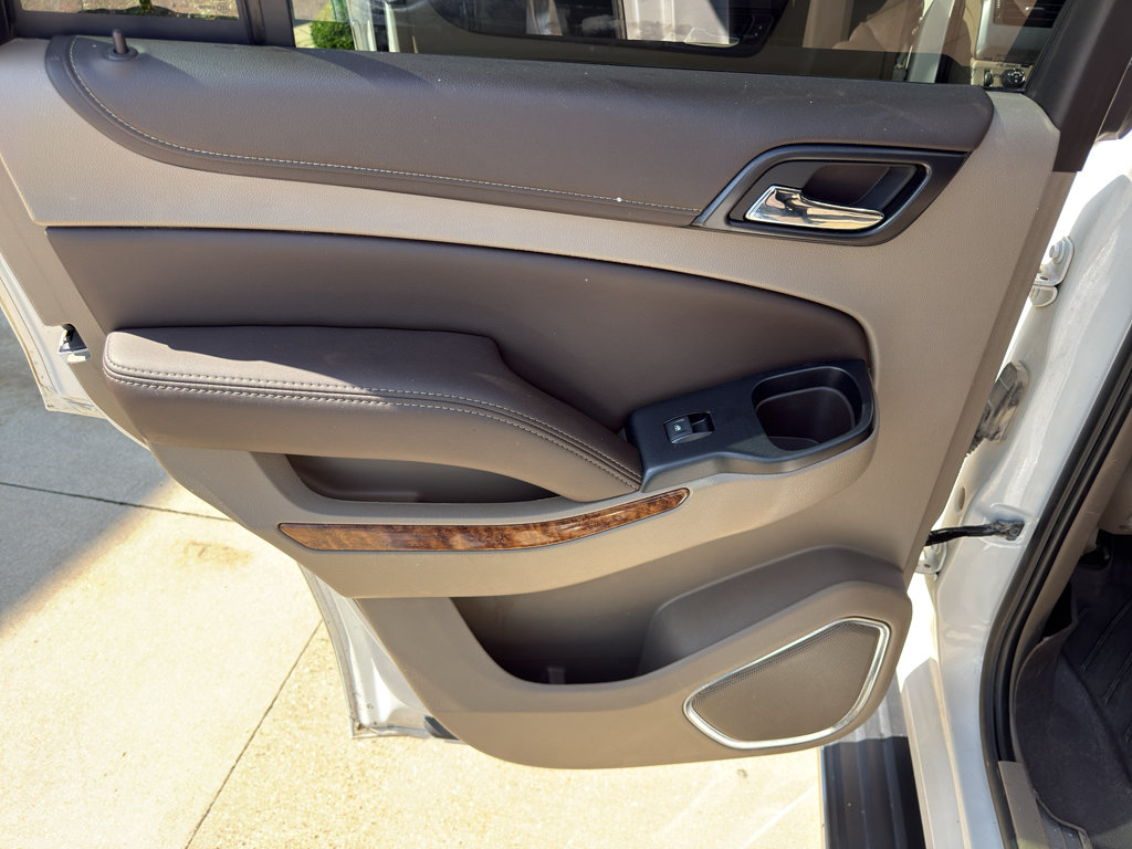 Used 2018 Chevrolet Tahoe Premier AWD/4WD image 17