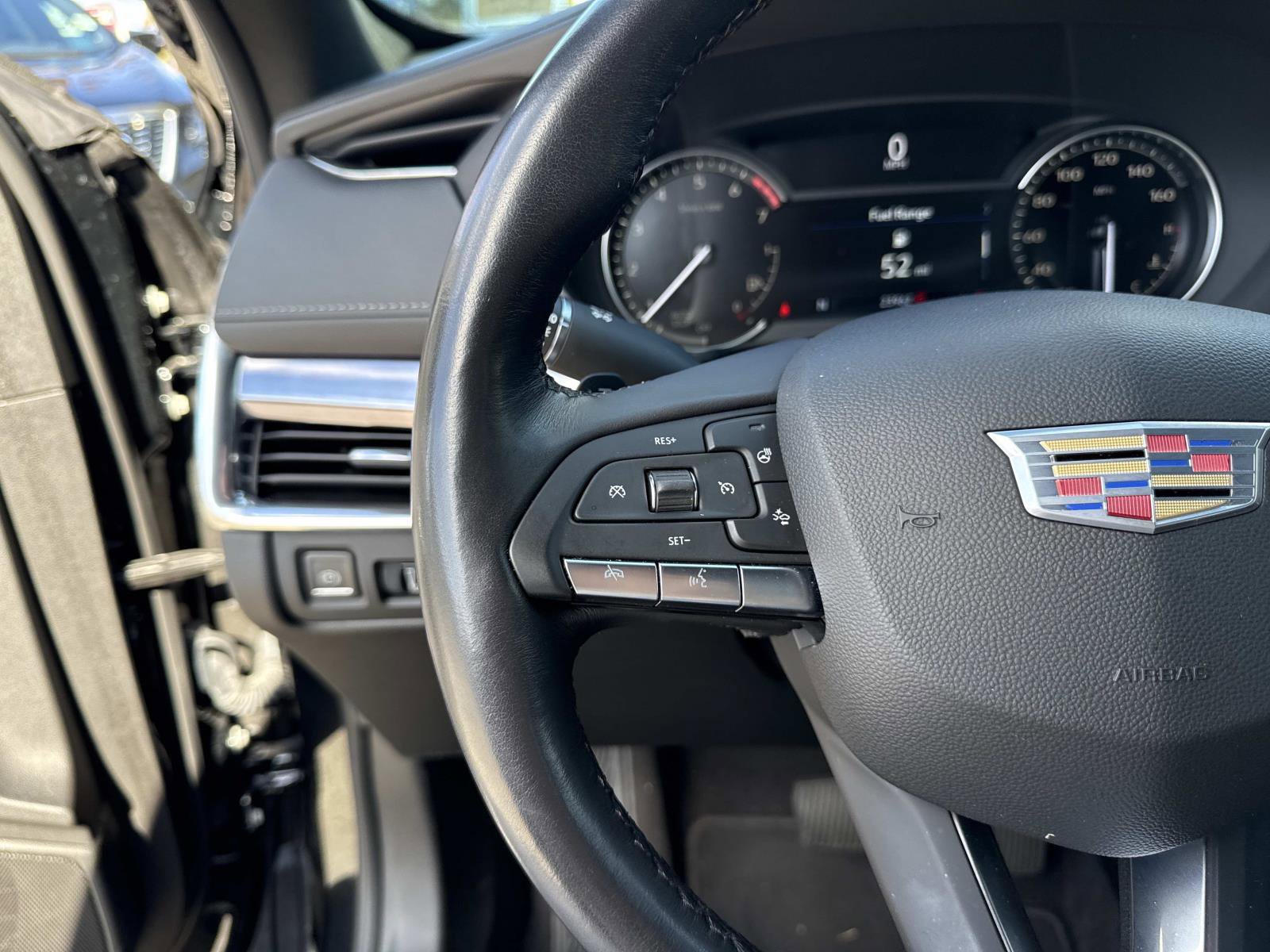 Used 2023 Cadillac XT4 Luxury w/ Cold Weather Package image 29