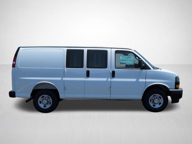 New 2025 Chevrolet Express 2500 RWD image 11