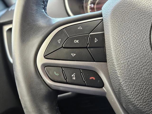 Used 2019 Jeep Cherokee Latitude Plus image 21