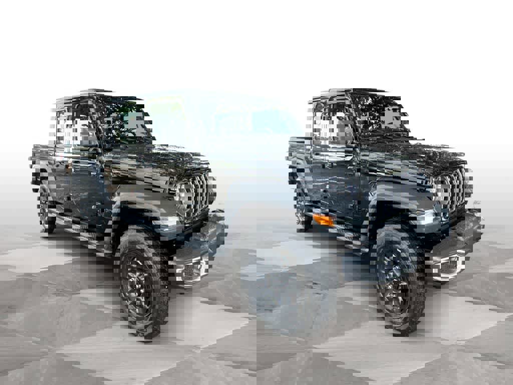 Used 2025 Jeep Gladiator Sport image 2