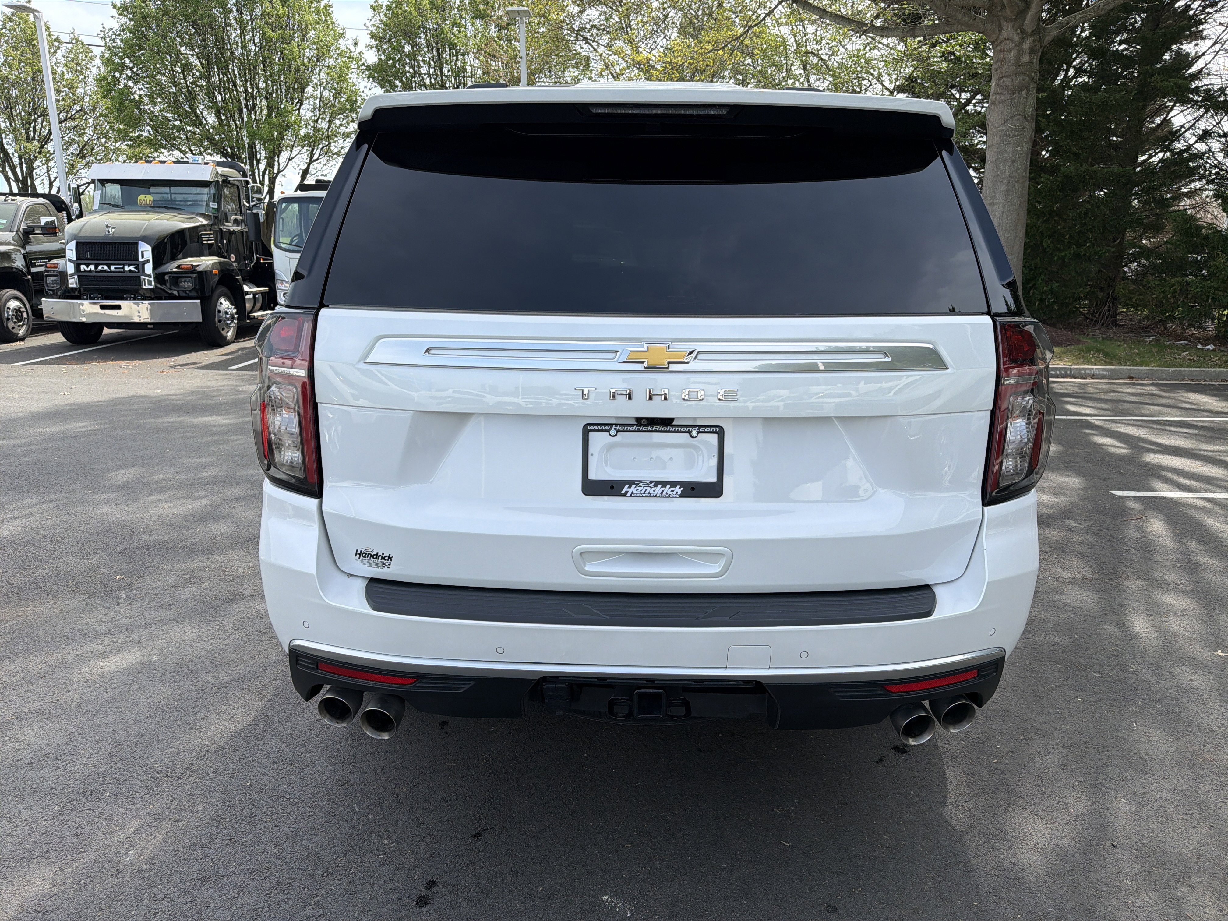 Used 2023 Chevrolet Tahoe High Country w/ Advanced Technology Package AWD/4WD image 9