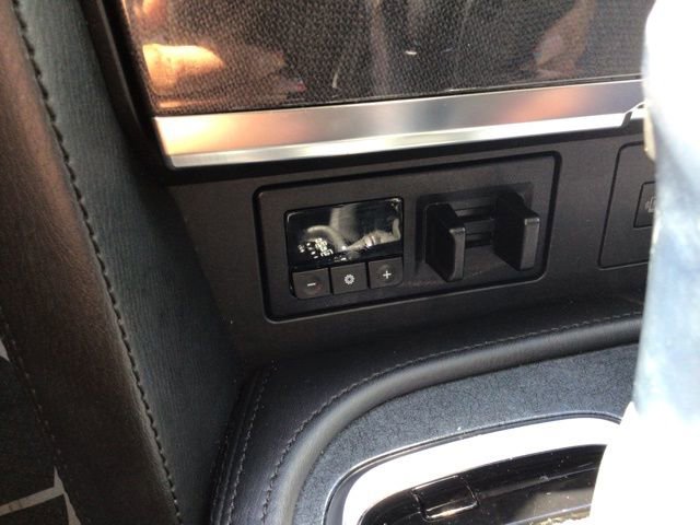 Used 2024 Nissan Armada SV w/ Cargo Package AWD/4WD image 22