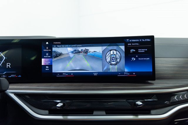 Used 2023 BMW X7 xDrive40i w/ M Sport Package image 18