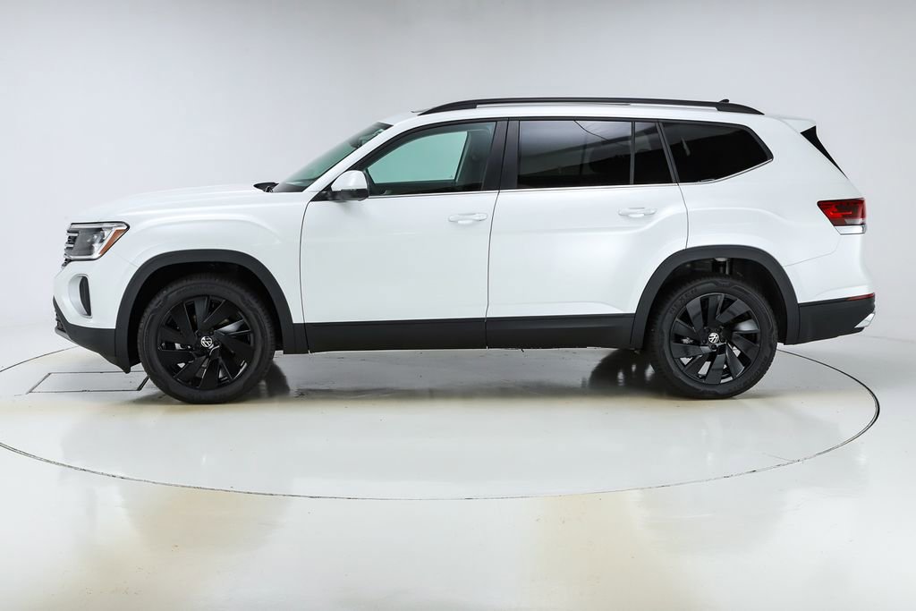 New 2026 Volkswagen Atlas SE image 2