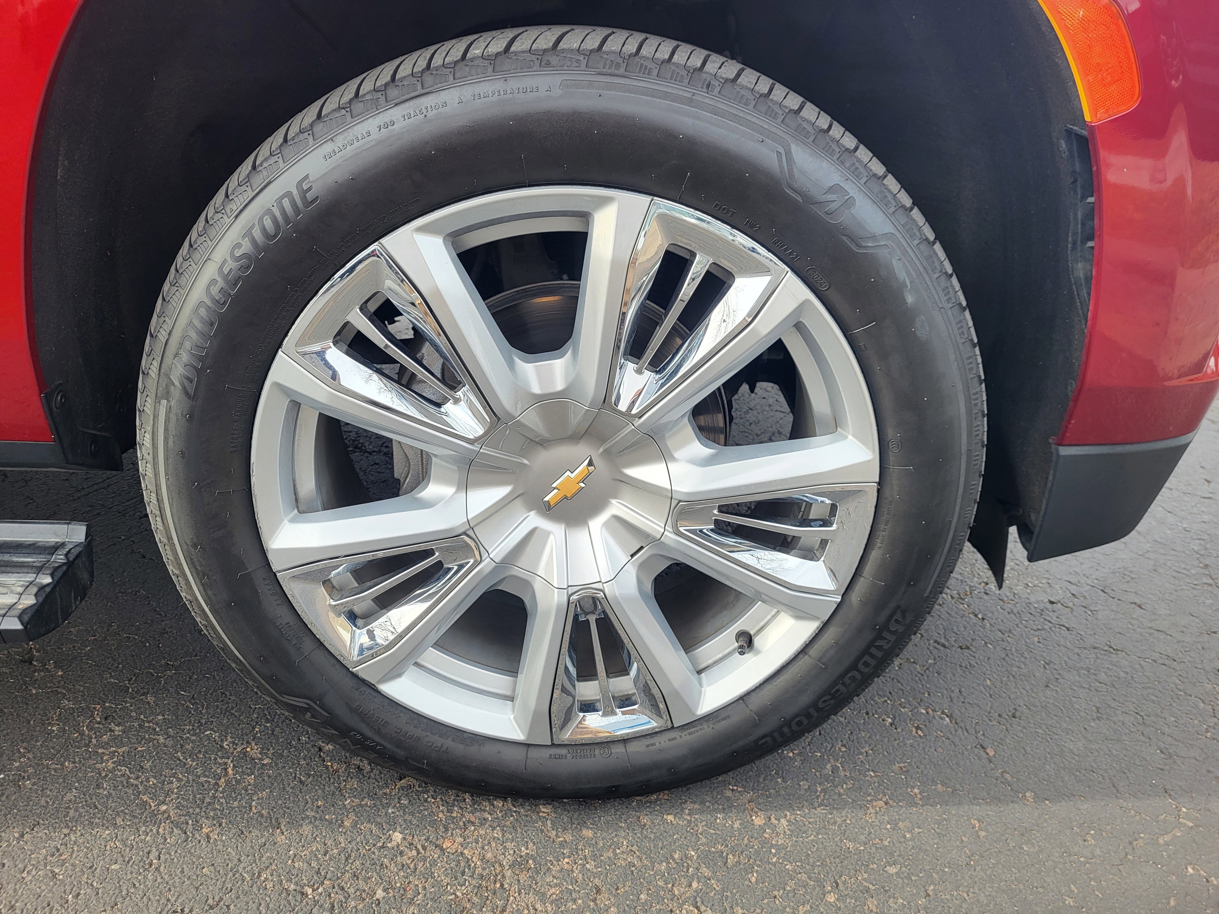 Certified 2023 Chevrolet Suburban High Country image 23