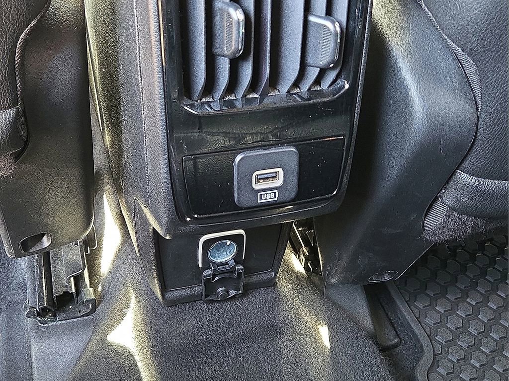 Used 2024 Jeep Compass Trailhawk AWD/4WD image 17