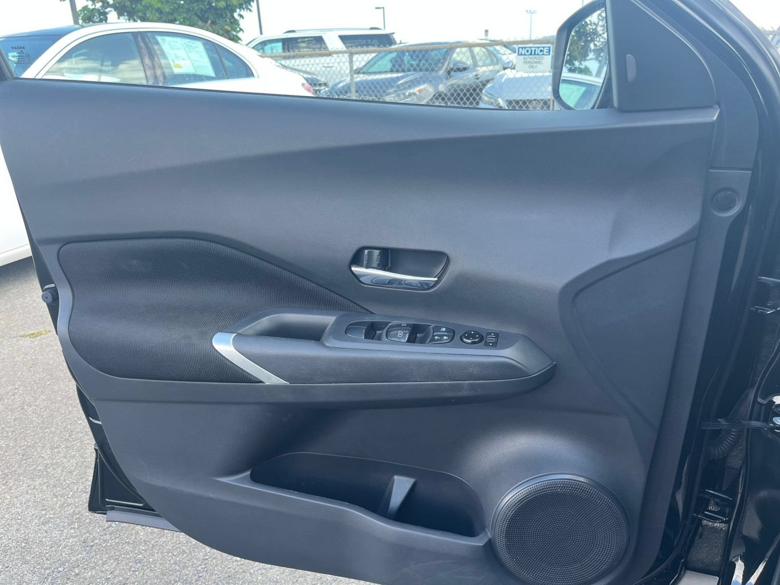 Used 2024 Nissan Kicks SV FWD image 15
