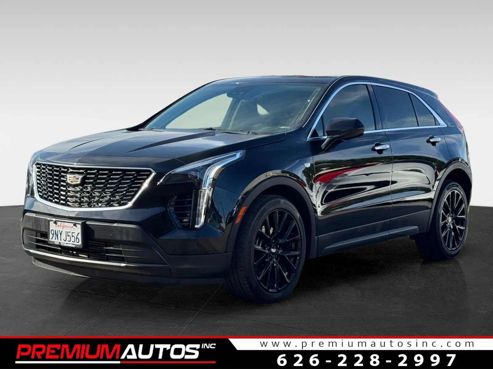 Used 2023 Cadillac XT4 Luxury w/ Cold Weather Package