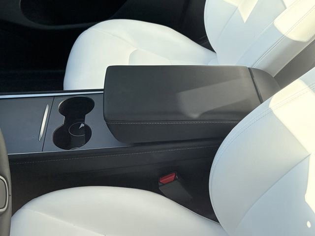 Used 2024 Tesla Model Y Long Range image 6