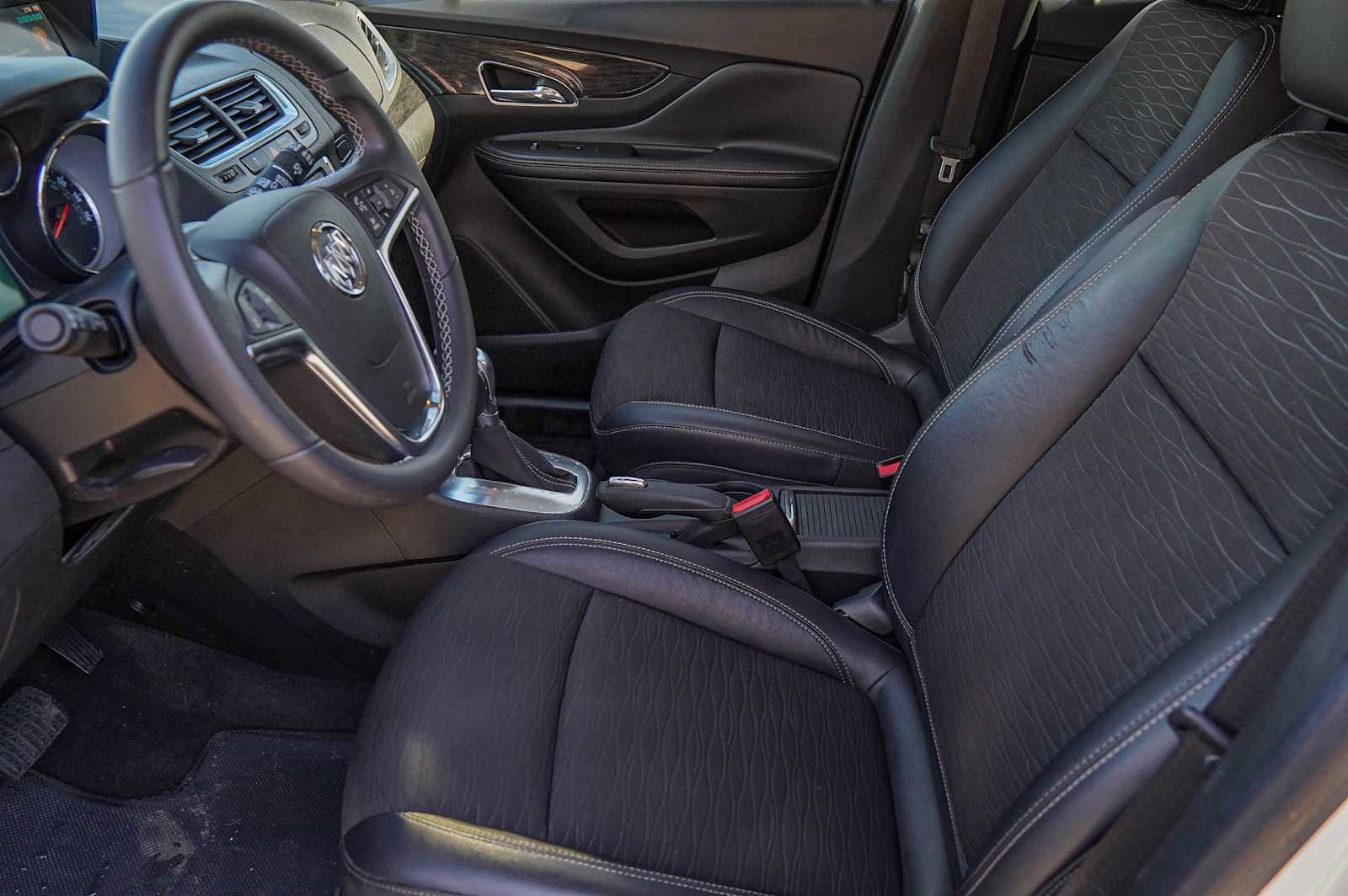 Used 2015 Buick Encore Convenience image 10