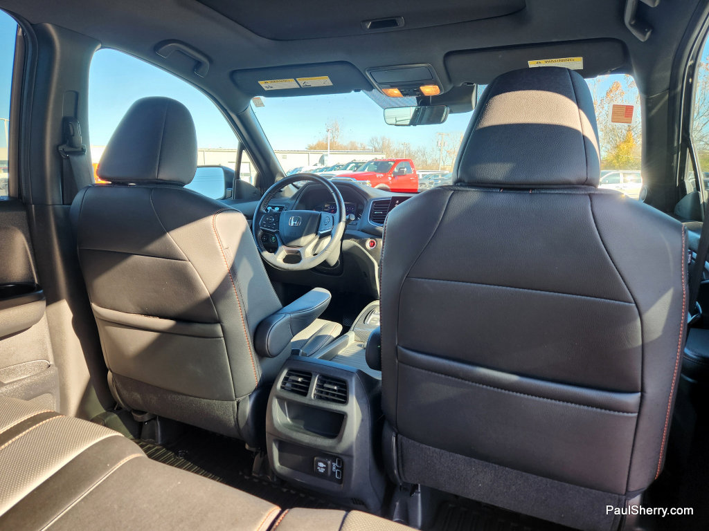 Used 2023 Honda Passport TrailSport image 41