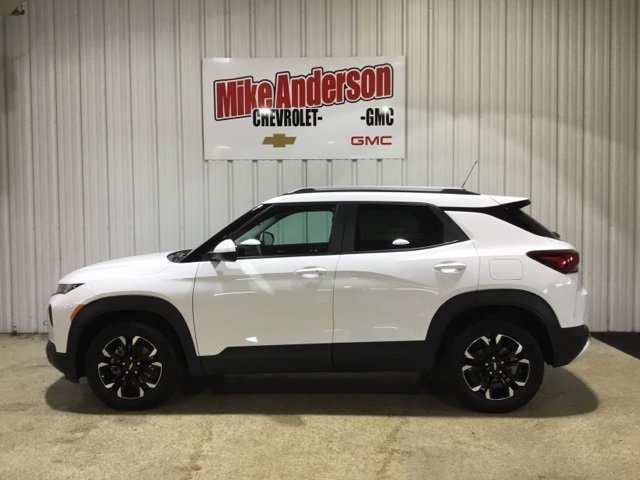 Used 2023 Chevrolet TrailBlazer LT image 2