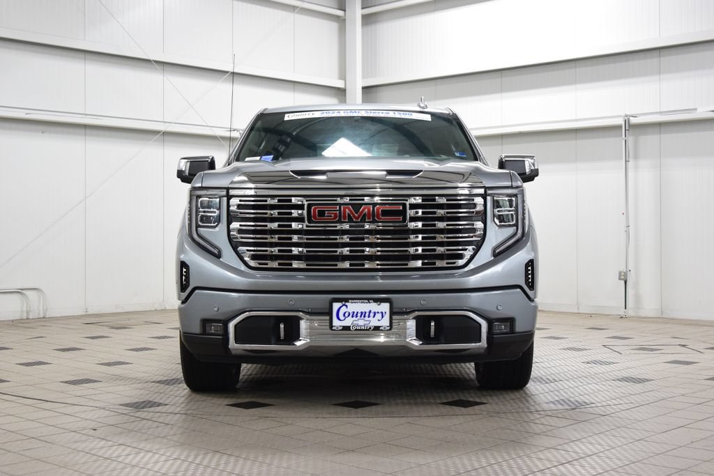 Used 2024 GMC Sierra 1500 Denali AWD/4WD image 2