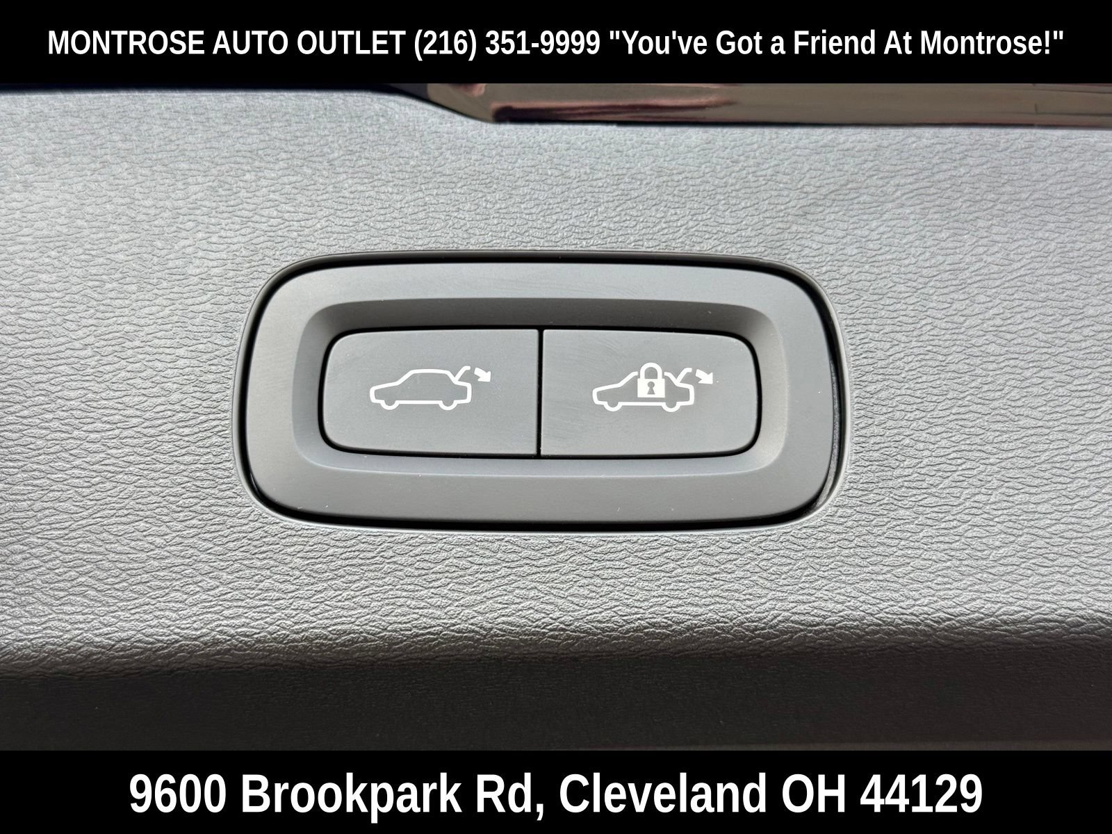 New 2026 Volvo V60 B5 Cross Country Plus w/ Protection Package Premier AWD/4WD image 44
