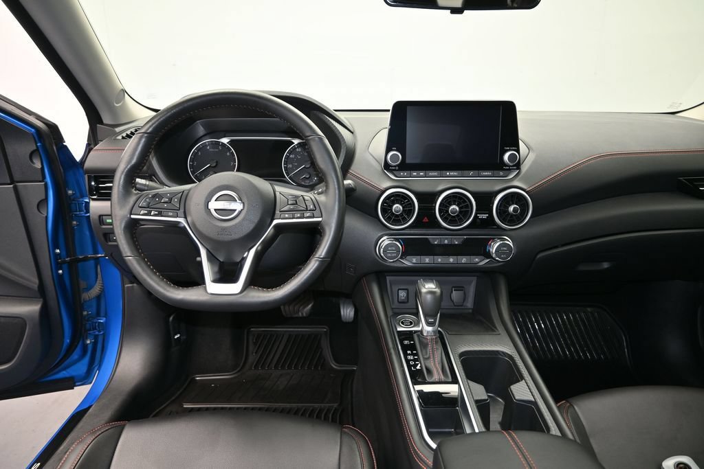 Used 2024 Nissan Sentra SR w/ SR Premium Package FWD image 18