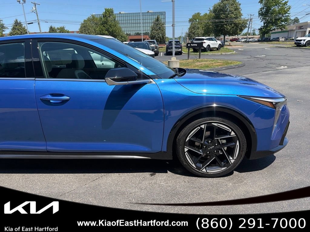 New 2026 Kia K4 GT-Line w/ GT-Line Sunroof Package FWD image 5