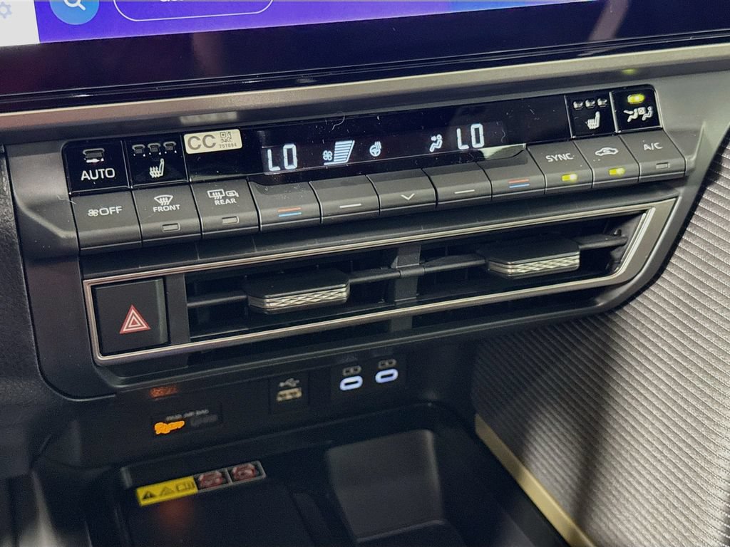 New 2026 Toyota Camry SE w/ Multimedia Upgrade Package FWD image 15