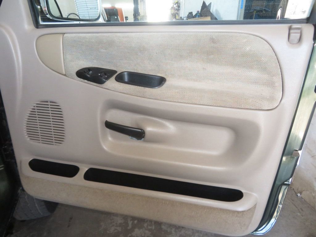 Used 1996 Dodge Ram 2500 Truck 4x4 Club Cab image 19