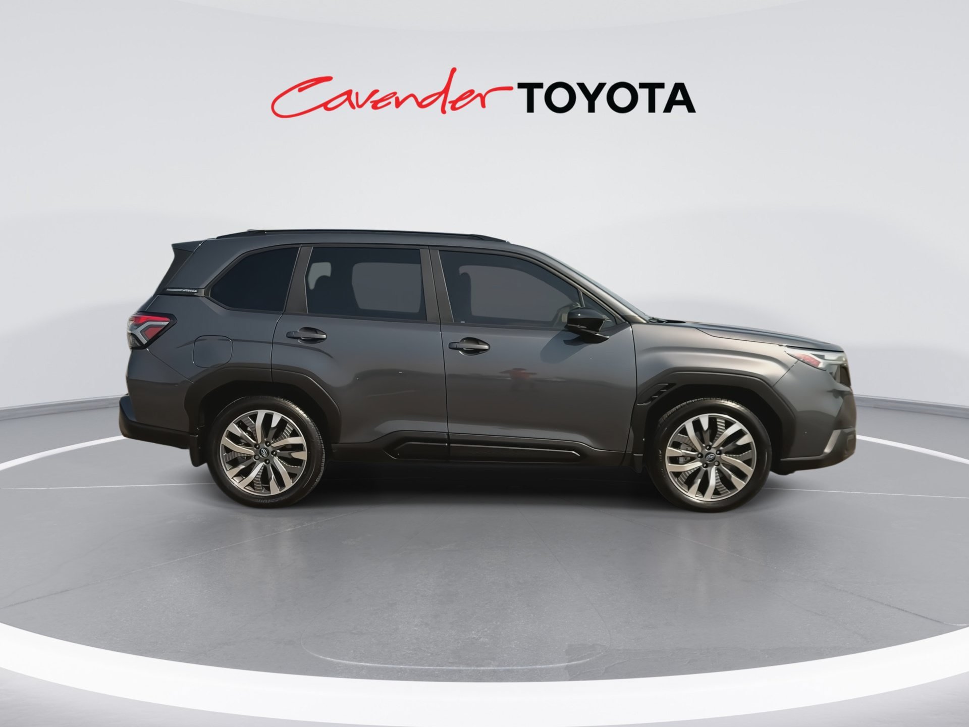Used 2025 Subaru Forester Touring w/ Popular Package - Touring AWD/4WD image 9