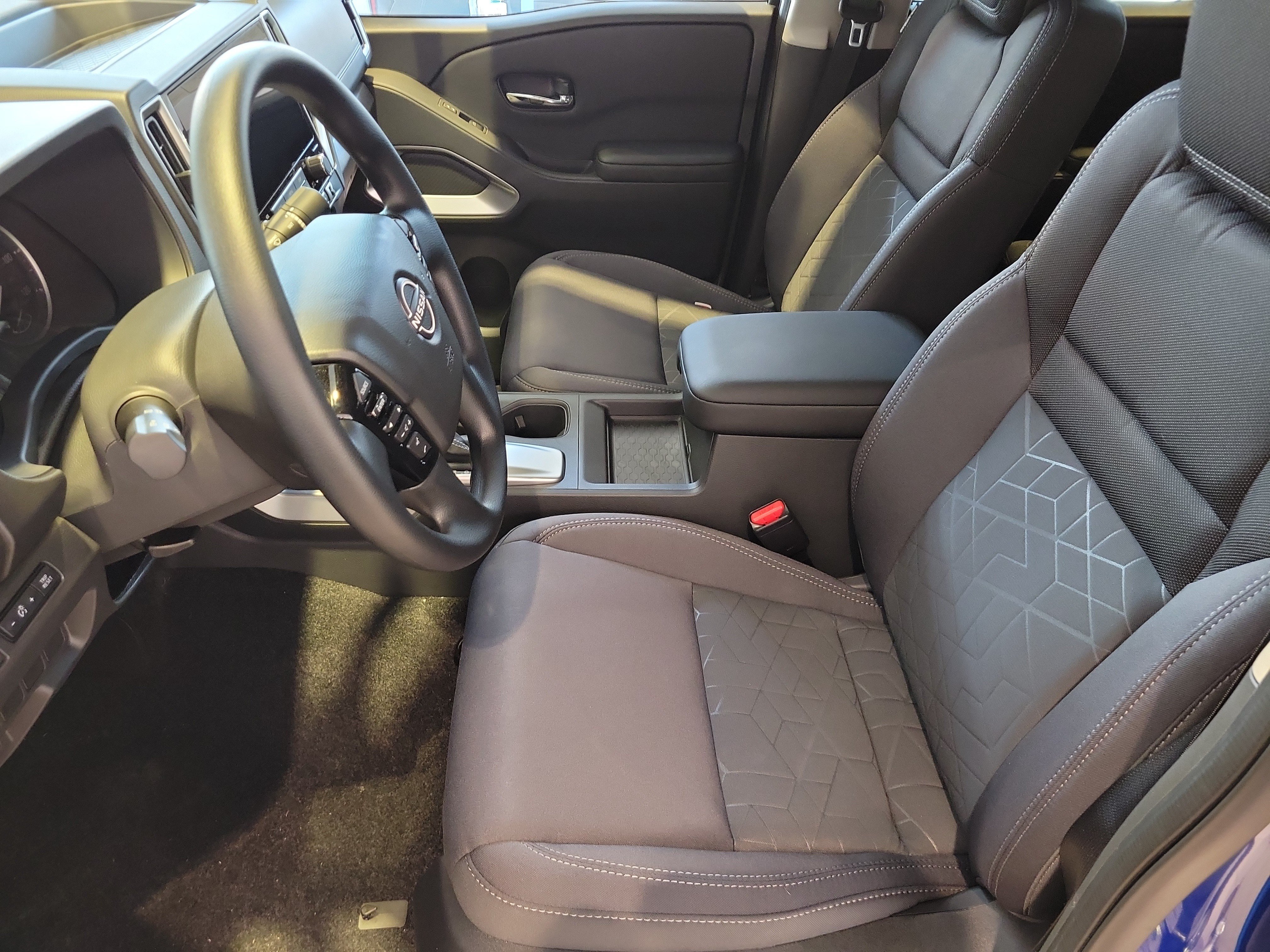 New 2027 Nissan Frontier SV RWD image 12