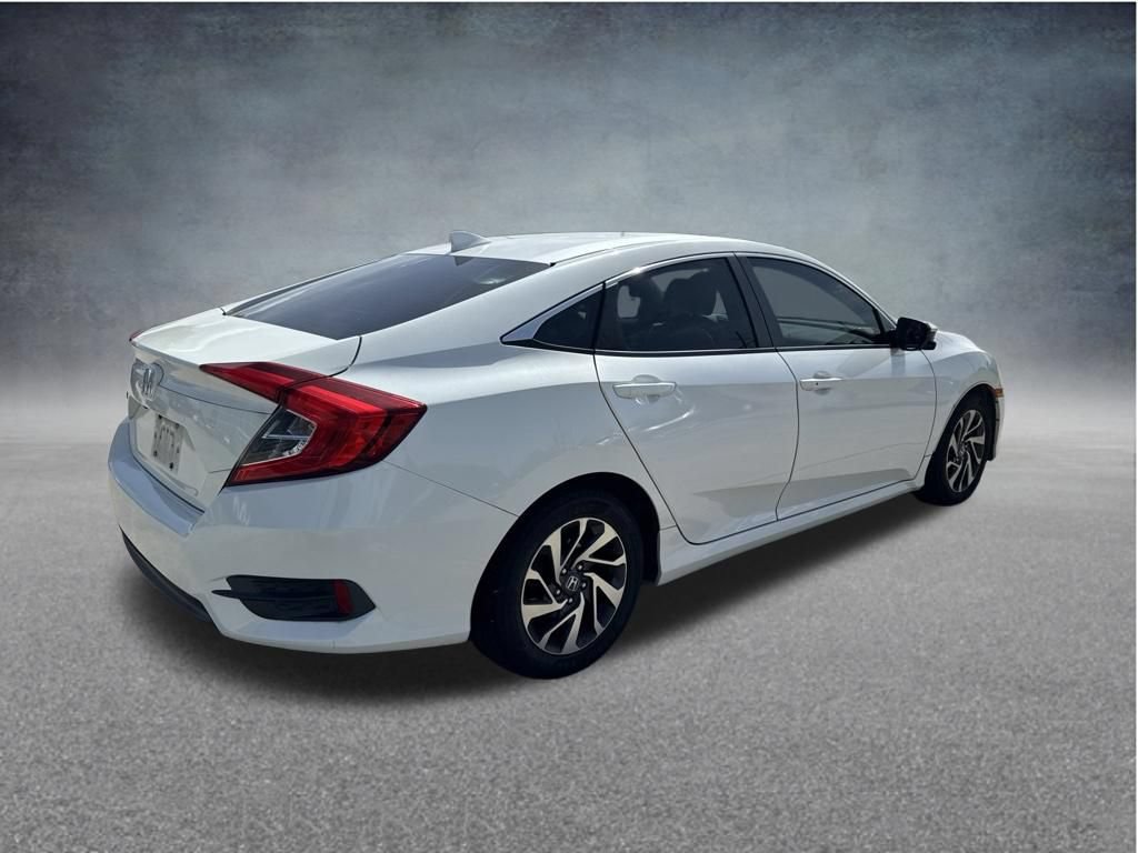 Used 2018 Honda Civic EX image 5