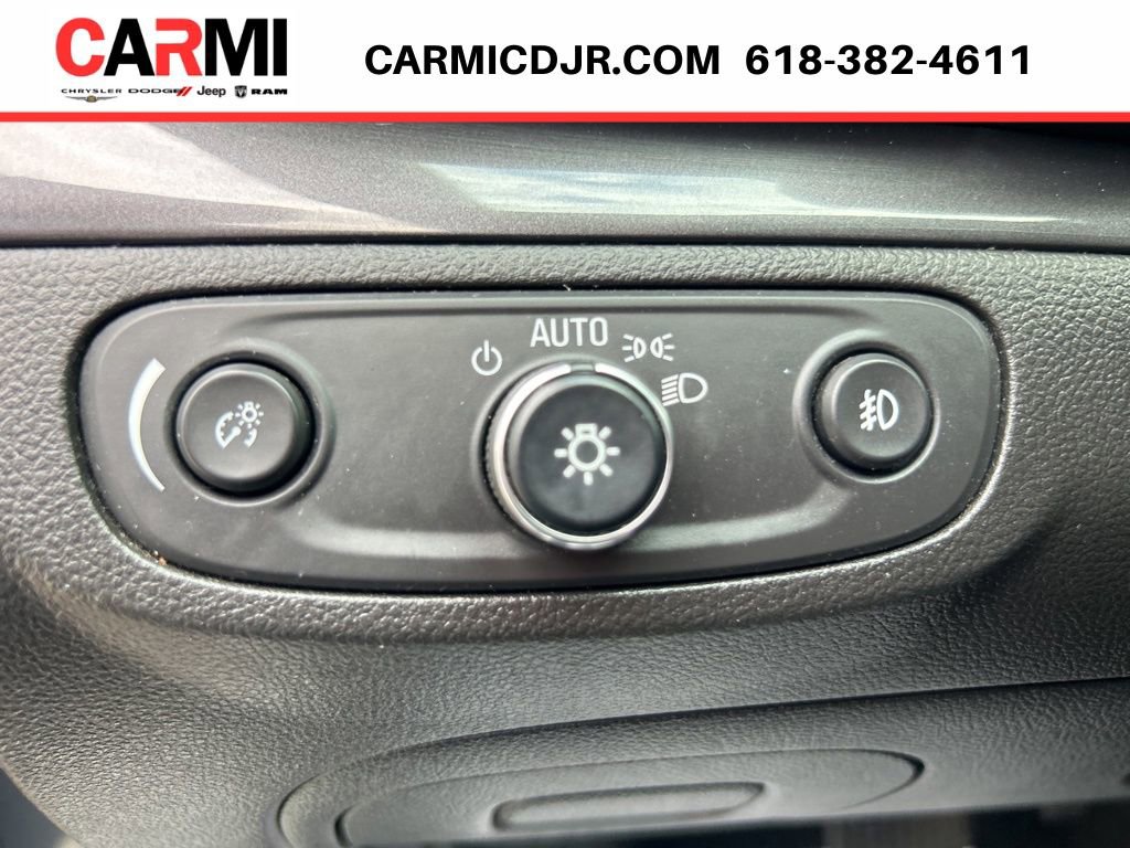 Used 2019 Buick Encore Sport Touring w/ Safety Package FWD image 13
