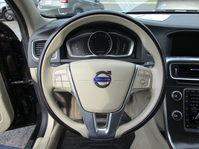 Used 2016 Volvo S60 T5 Premier w/ Convenience Package FWD image 20