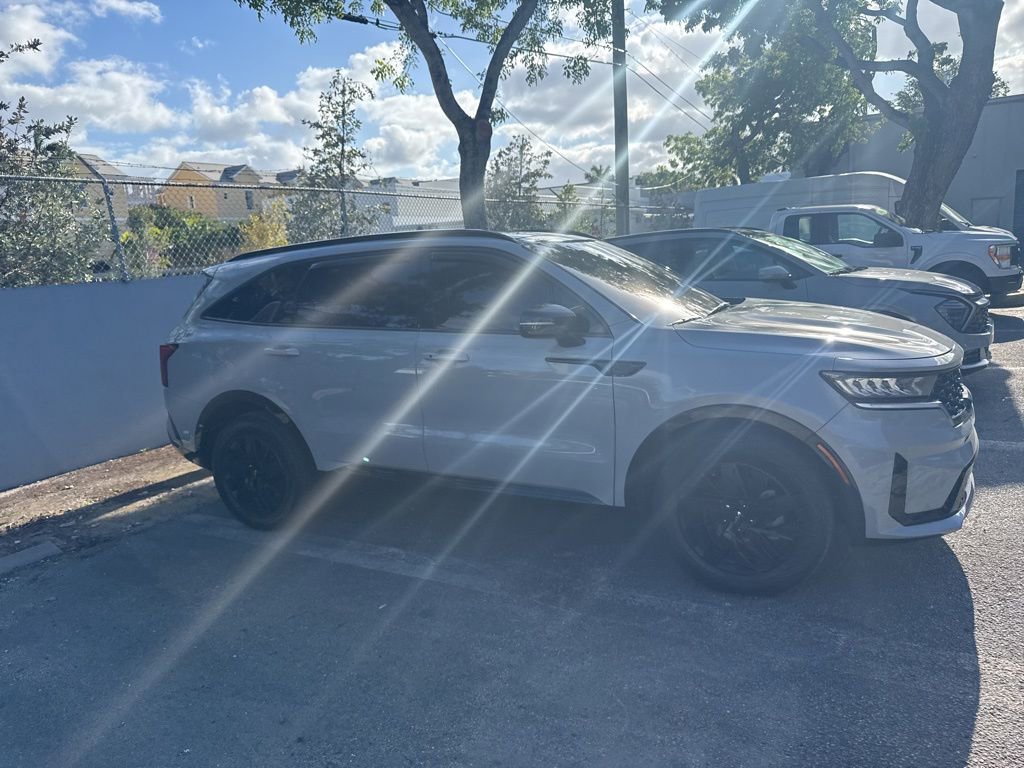 Used 2023 Kia Sorento EX w/ Panoramic Sunroof Package image 7