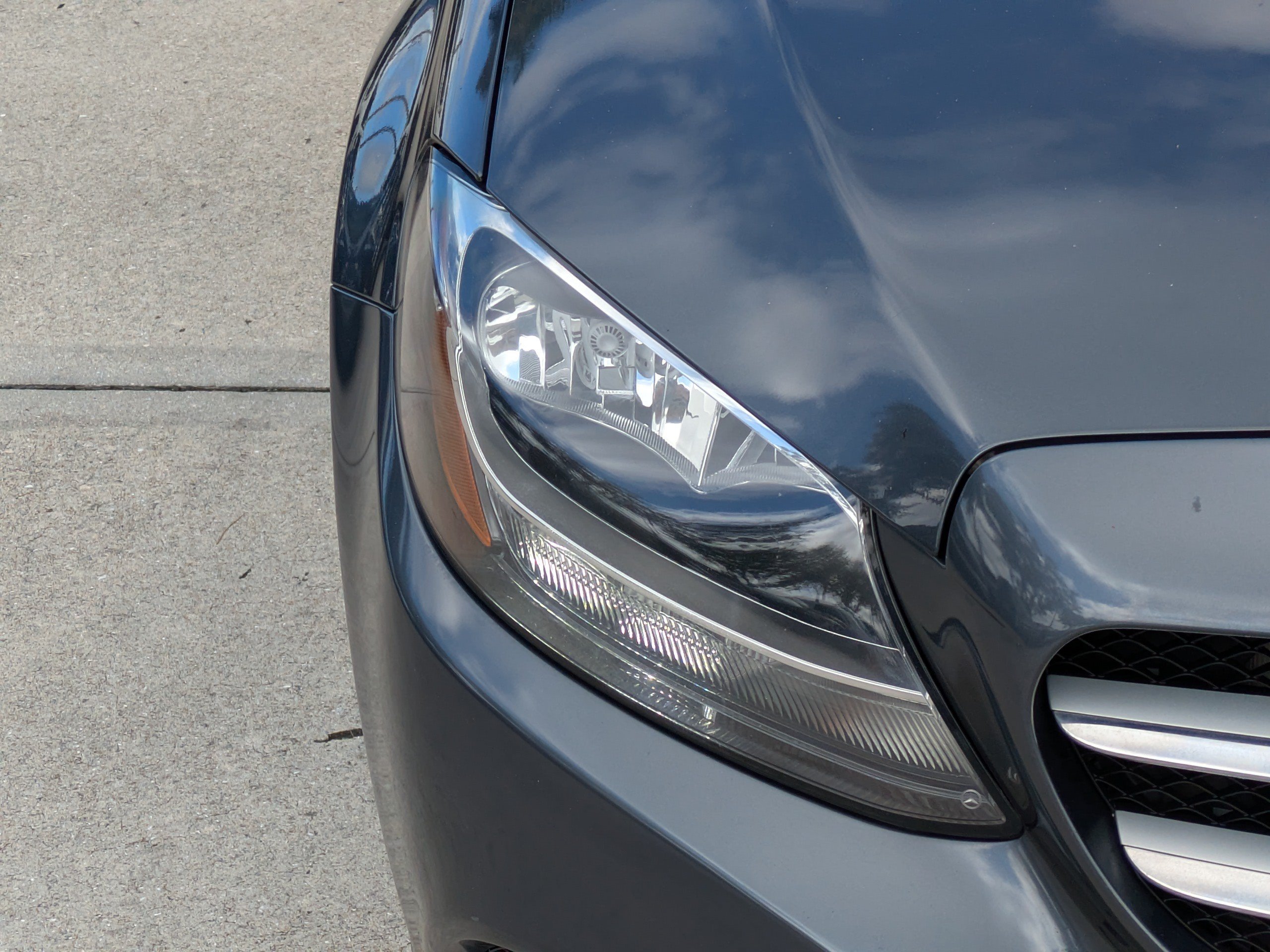 Used 2015 Mercedes-Benz C 300 4MATIC Sedan image 9