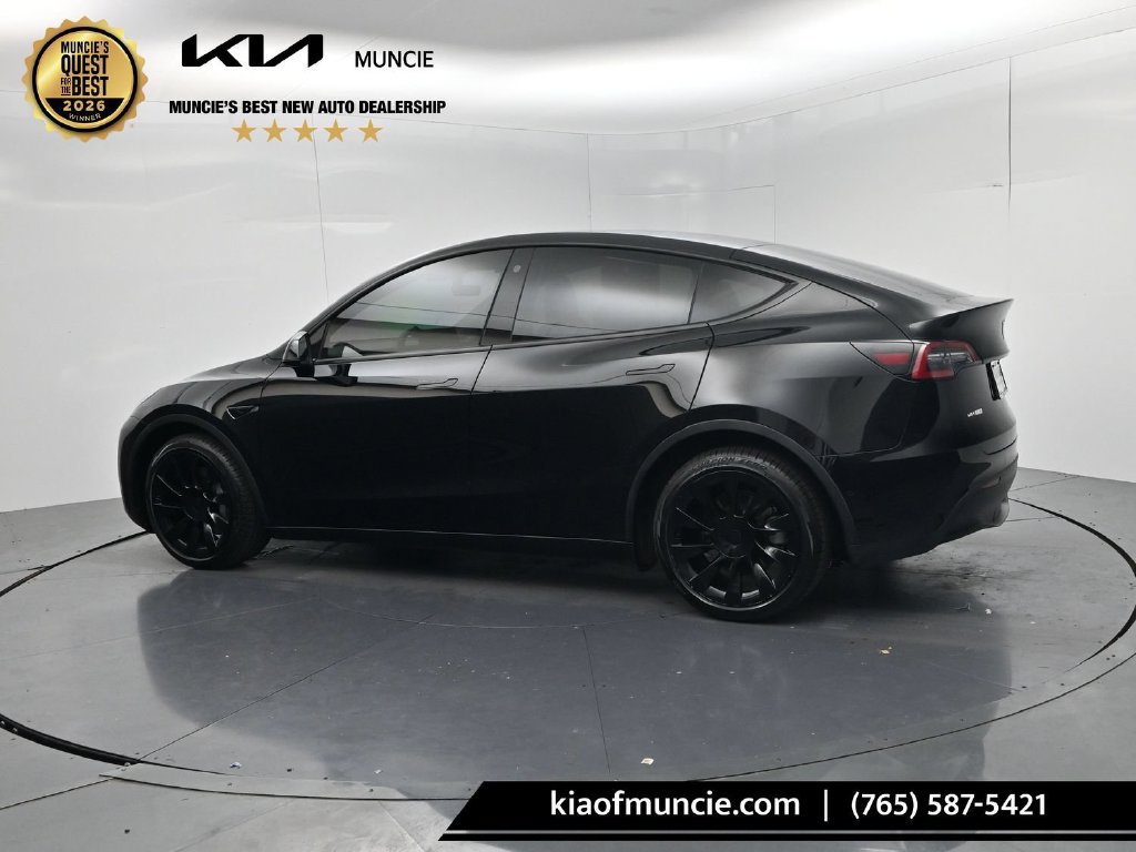 Used 2021 Tesla Model Y Long Range AWD/4WD image 5