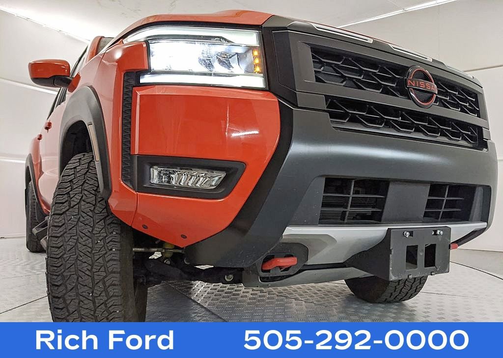 Used 2025 Nissan Frontier PRO-4X AWD/4WD image 23