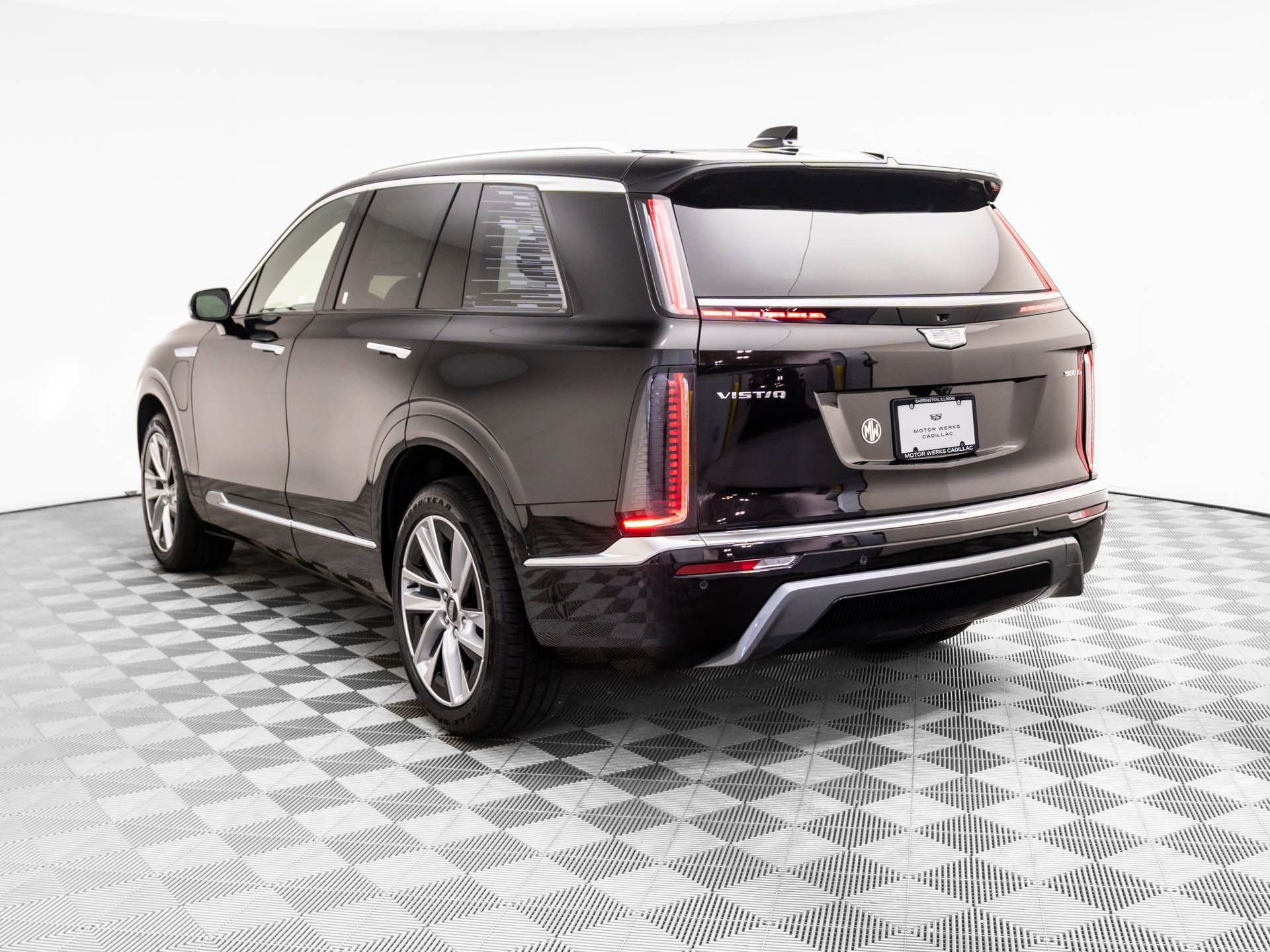 New 2026 Cadillac Vistiq Luxury w/ LPO, Floor Liner Package video 3