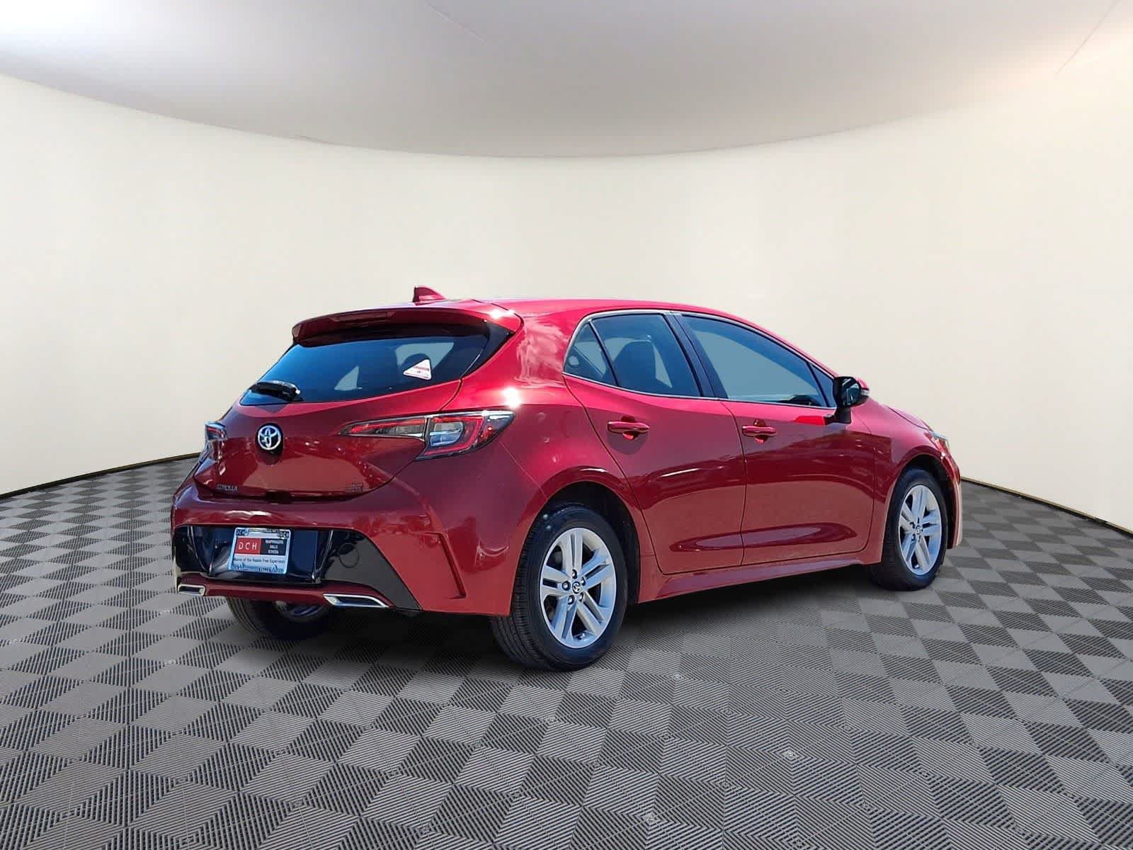 Certified 2021 Toyota Corolla SE w/ SE Preferred Package FWD image 6