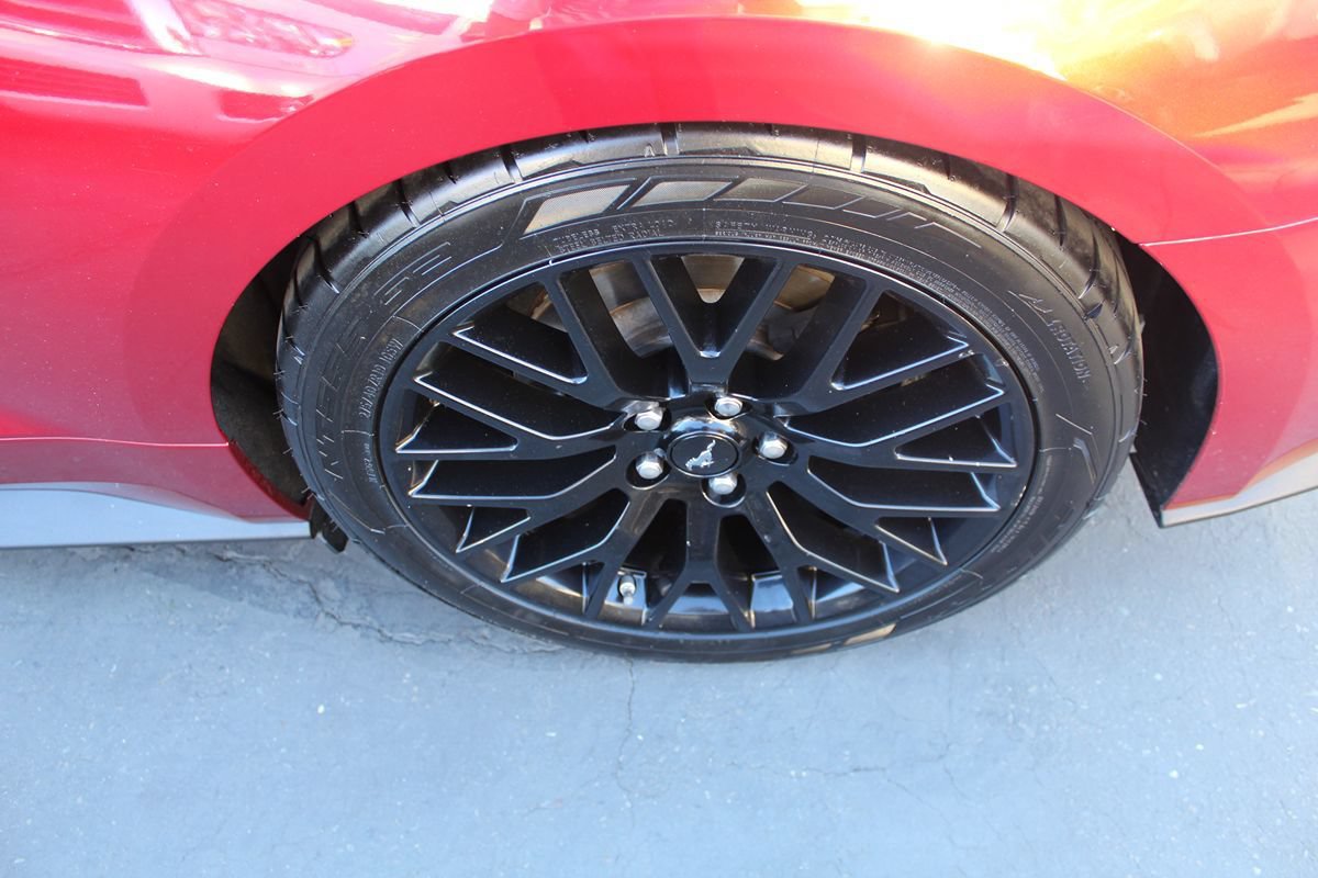 Used 2015 Ford Mustang GT Premium w/ GT Performance Package RWD image 14