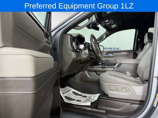 Used 2023 Chevrolet Silverado 1500 LTZ w/ LTZ Convenience Package II image 12