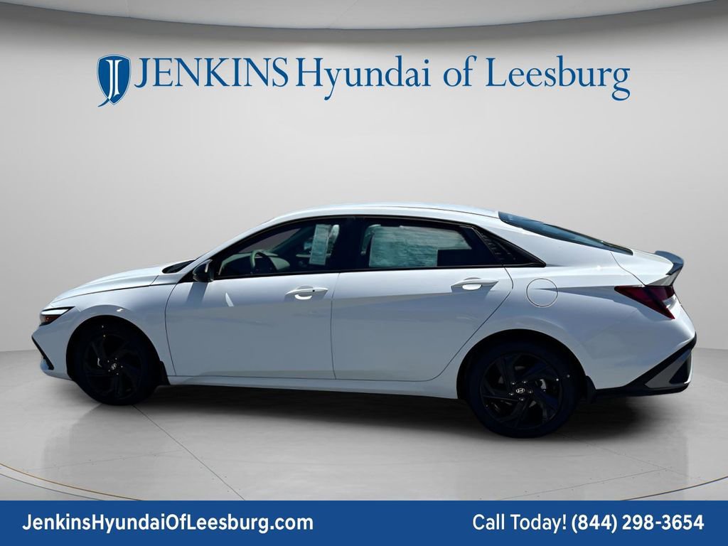 New 2026 Hyundai Elantra Sport FWD image 8